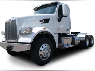 2022 Peterbilt 567