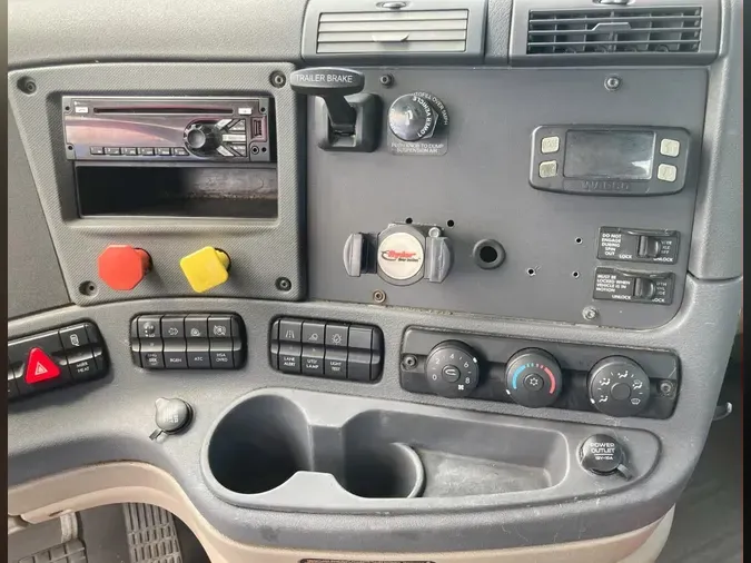 2018 FREIGHTLINER CASCADIA 125