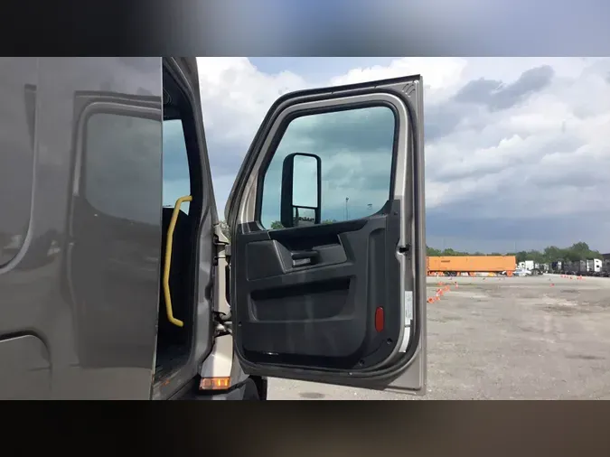 2024 Freightliner Cascadia