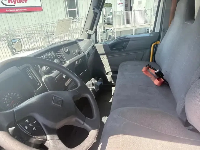 2021 NAVISTAR INTERNATIONAL MV607 (4X2)