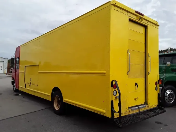 2016 FRTLR CUSTOM CHASSIS CORP MT5543be906013c8003d320c643fd0808e1f