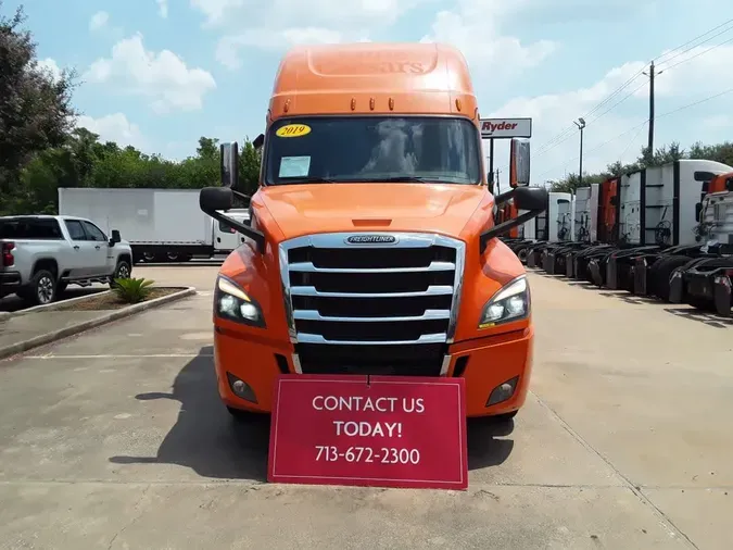 2019 FREIGHTLINER NEW CASCADIA PX12664