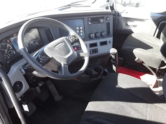 2019 FREIGHTLINER NEW CASCADIA PX12664