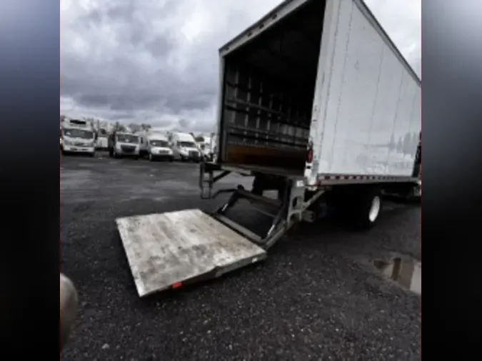 2019 FREIGHTLINER/MERCEDES M2 106