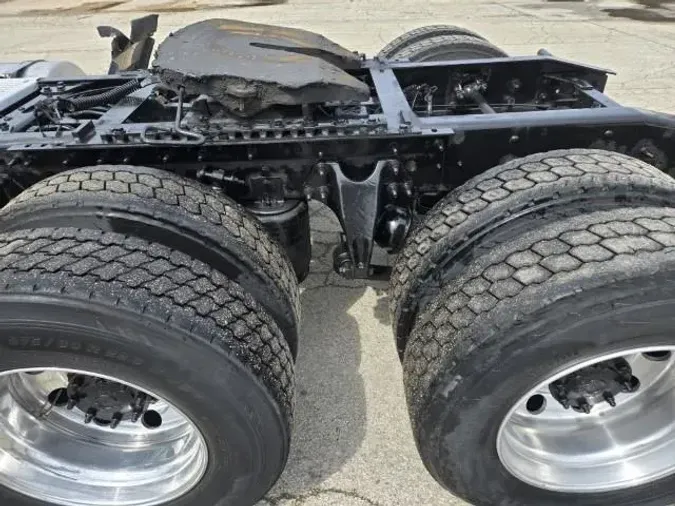 2019 International LT625
