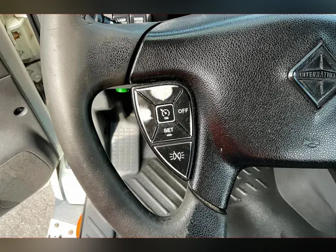 2021 INT LT625 6x4