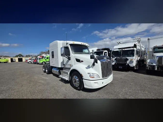 2022 Peterbilt 579