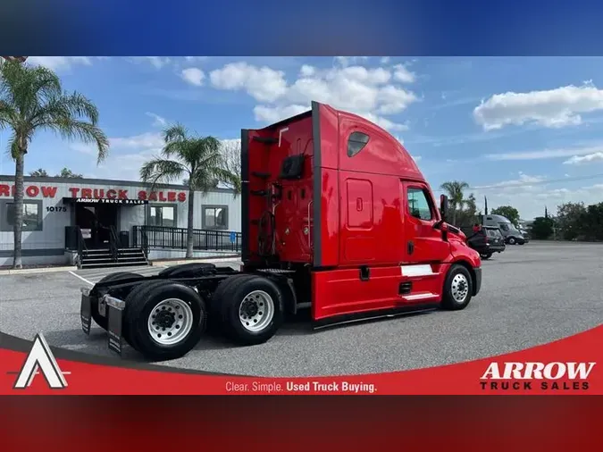 2022 FREIGHTLINER CA126