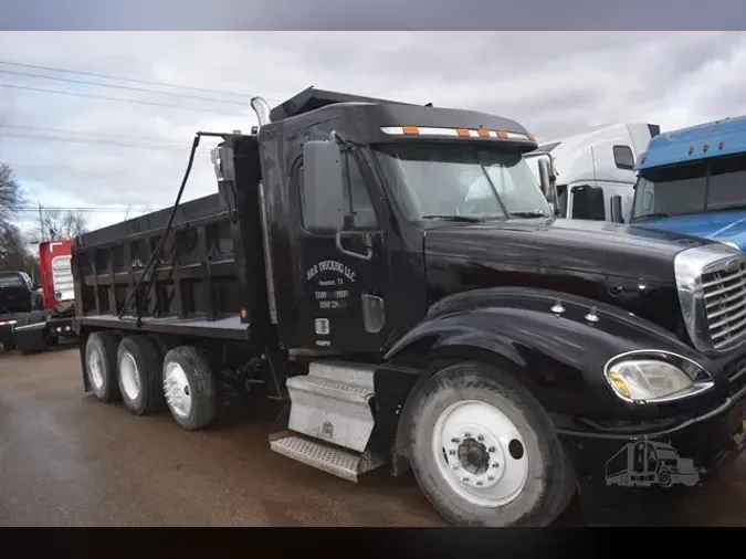 2005 FREIGHTLINER COLUMBIA 12043cb6f01a3013ef6d1d0de6a939f3fac