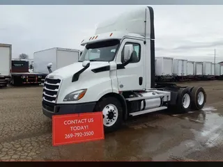 2020 FREIGHTLINER/MERCEDES NEW CASCADIA 116