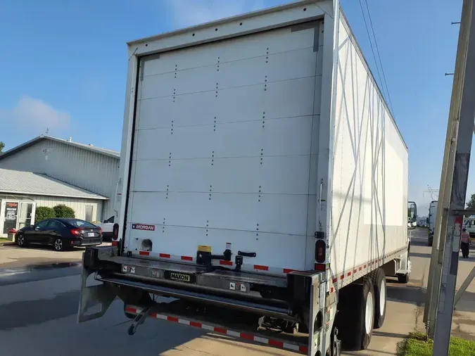 2020 FREIGHTLINER M2 106