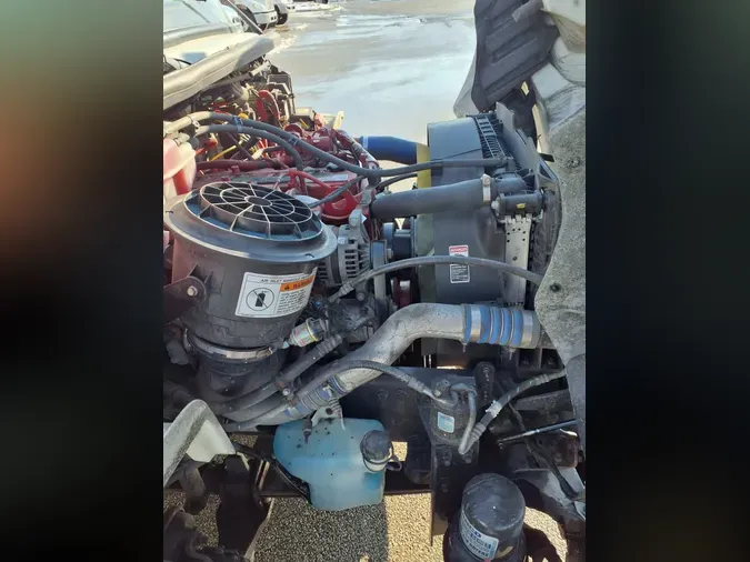 2022 FREIGHTLINER/MERCEDES M2 106