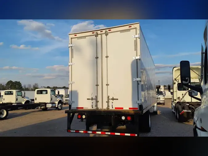 2016 FREIGHTLINER/MERCEDES M2 106