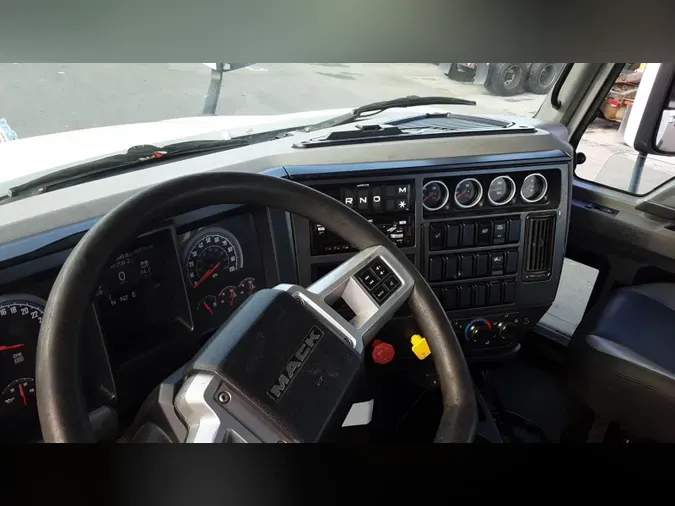 2019 Mack Anthem43d29a437d387b7bdb12ba7951ecf27b