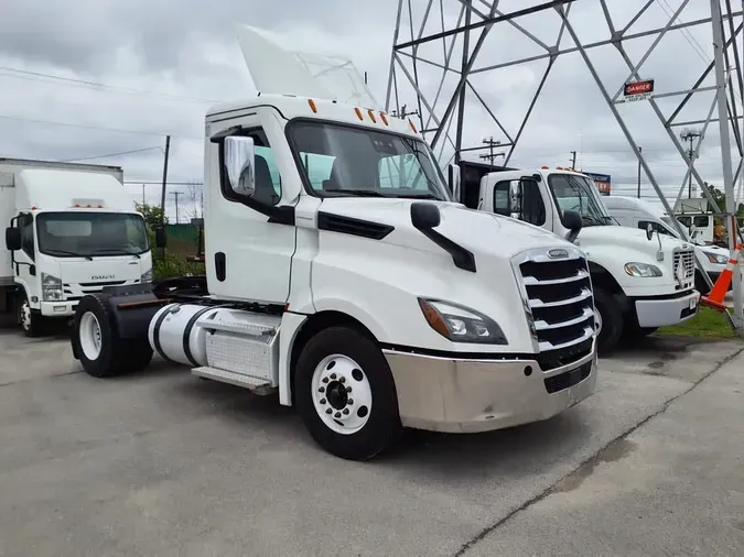 2022 FREIGHTLINER CASCADIA PX12642ST