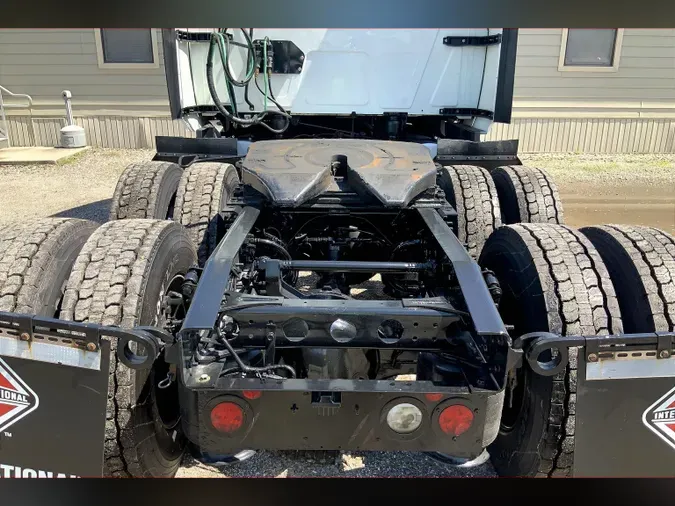 2022 INT LT625 6x4