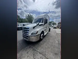 2019 FREIGHTLINER NEW CASCADIA PX12664