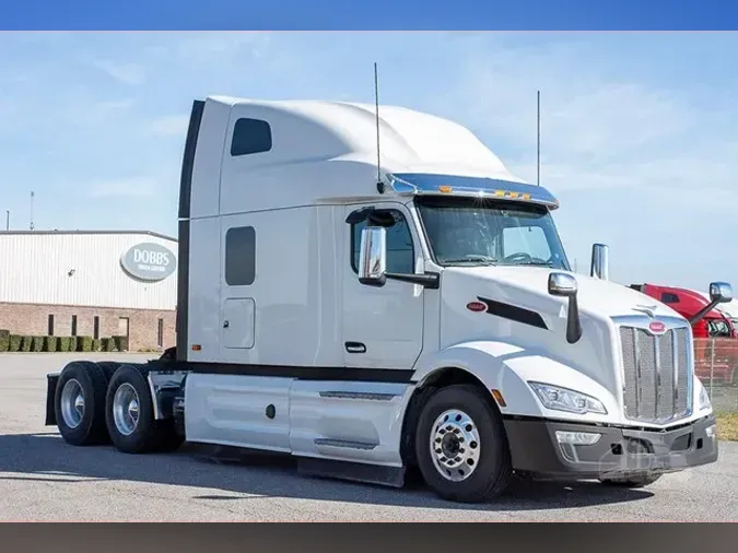 2023 PETERBILT 579