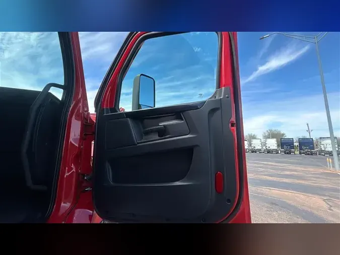 2023 FREIGHTLINER CA126