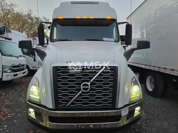 2020 VOLVO VNL64T760