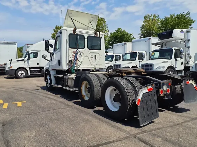 2019 FREIGHTLINER NEW CASCADIA PX12664