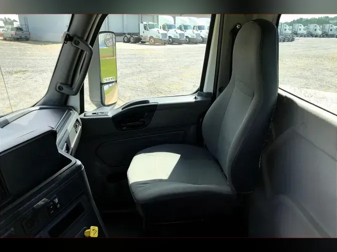 2019 INT LT625 6x4