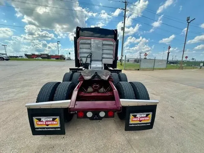 2022 Kenworth W900L