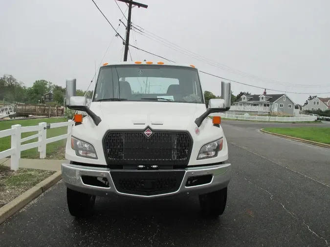 2025 INTERNATIONAL MV-607