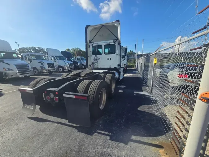 2018 FREIGHTLINER NEW CASCADIA PX12664