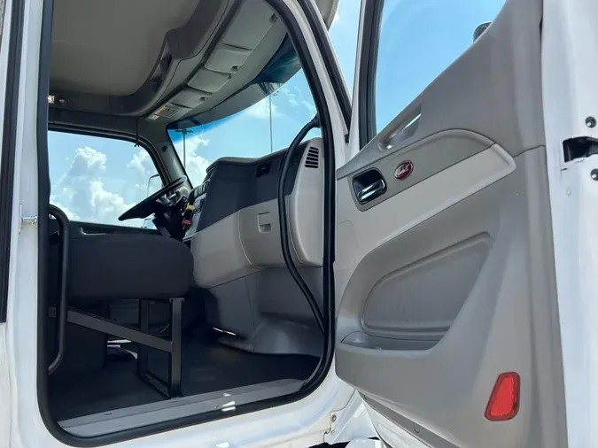 2020 Peterbilt 579