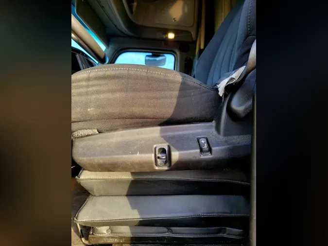 2022 Peterbilt 57943ea9db0ed6fafc8ac3d1825abc91b98