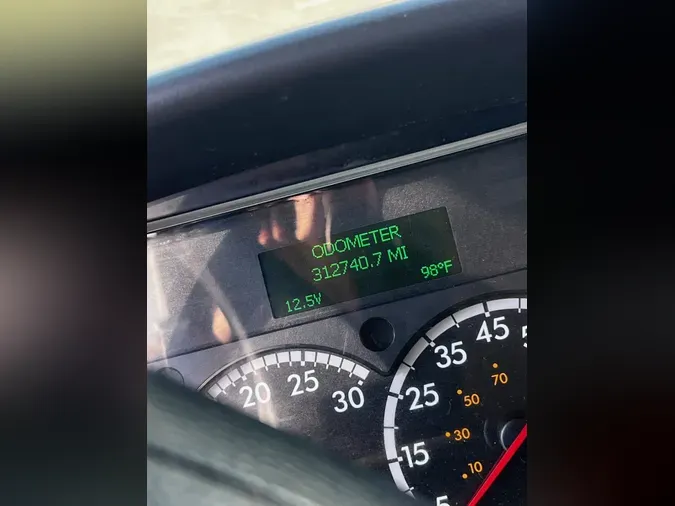 2019 FREIGHTLINER/MERCEDES M2 10643edba9766bb27257d9874e66e41a23c