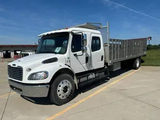 2016 Freightliner M2 106