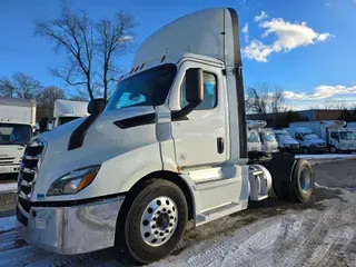 2019 FREIGHTLINER/MERCEDES NEW CASCADIA 116