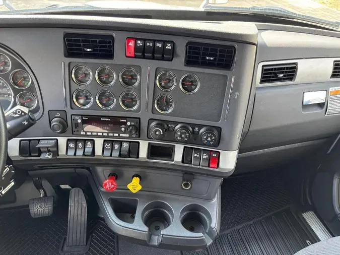2022 Kenworth T680