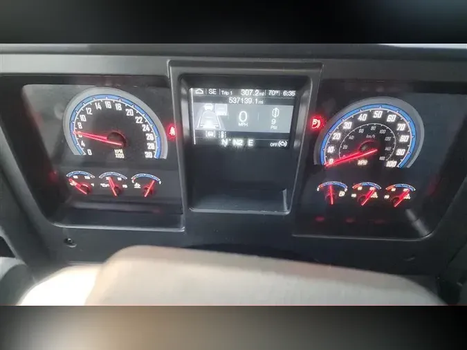 2020 MACK ANTHEM