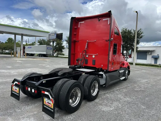 2022 Kenworth T680