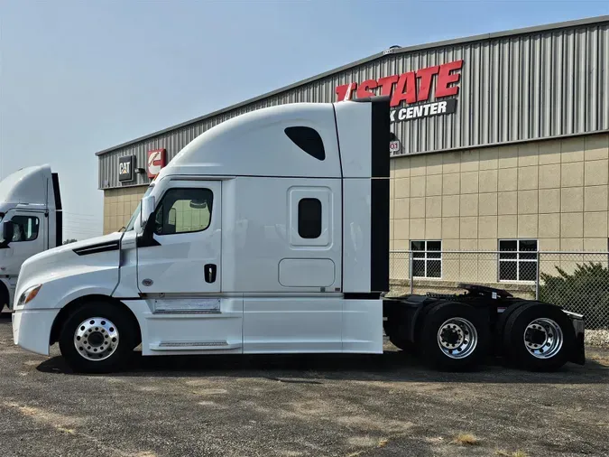 2025 Freightliner PT126SLP