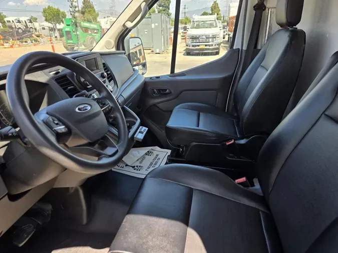 2022 Ford Transit-250