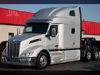 2023 PETERBILT 579