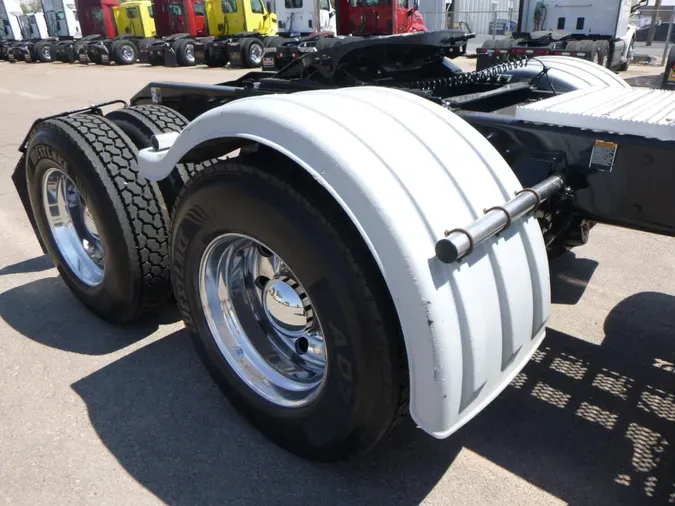 2021 Peterbilt 567