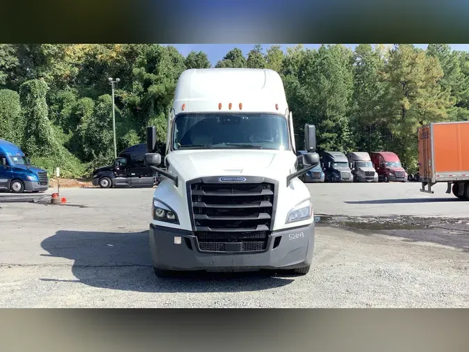 2022 Freightliner Cascadia 126
