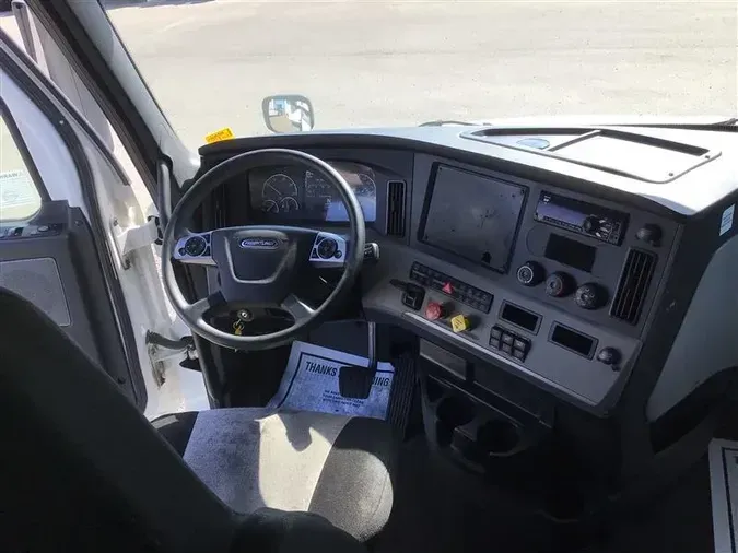 2020 FREIGHTLINER CA126