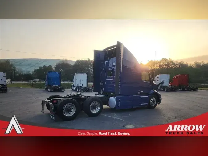 2021 VOLVO VNR64T640