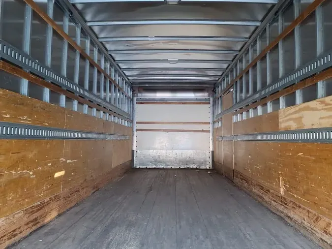 2017 FREIGHTLINER/MERCEDES M2 106