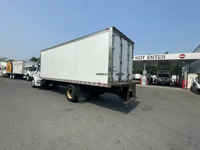 2019 FREIGHTLINER M2 106