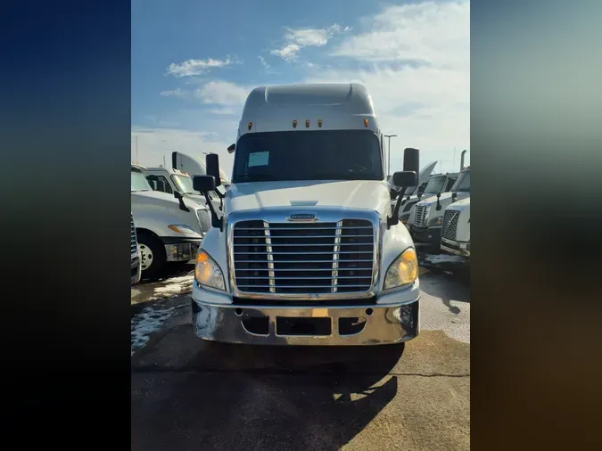 2020 FREIGHTLINER/MERCEDES CASCADIA 125