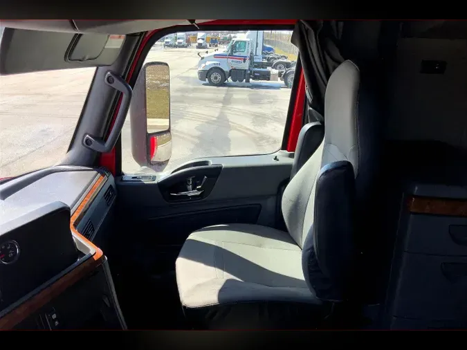 2021 INT LT625 6x4