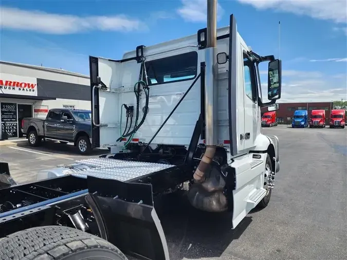 2023 VOLVO VNR64T300440d2d9f46cdd4e77e60489ca35af22e