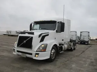 2014 VOLVO VNL64T630